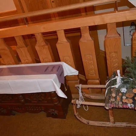 Bed & Breakfast Gaestehaus Troppmair Finkenberg