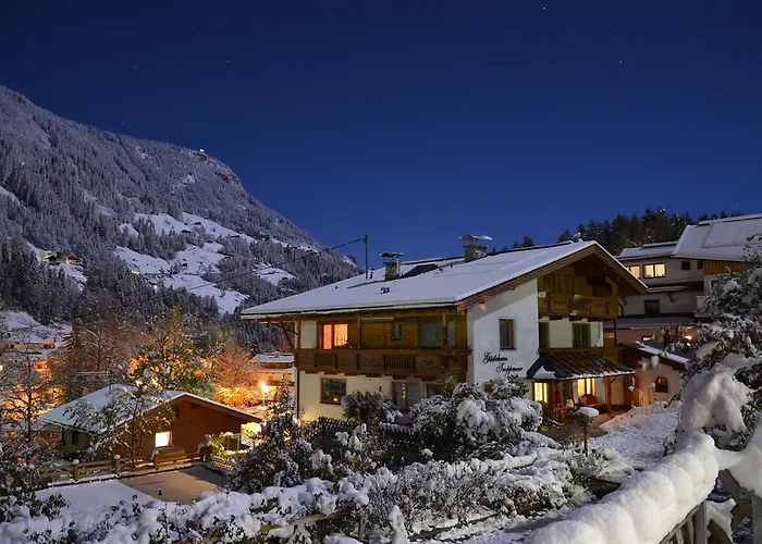 Bed & Breakfast Gaestehaus Troppmair Finkenberg